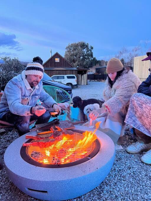 Alpine Chalet - Views, Fire-Pit, Central, Cosy Γουανάκα Εξωτερικό φωτογραφία